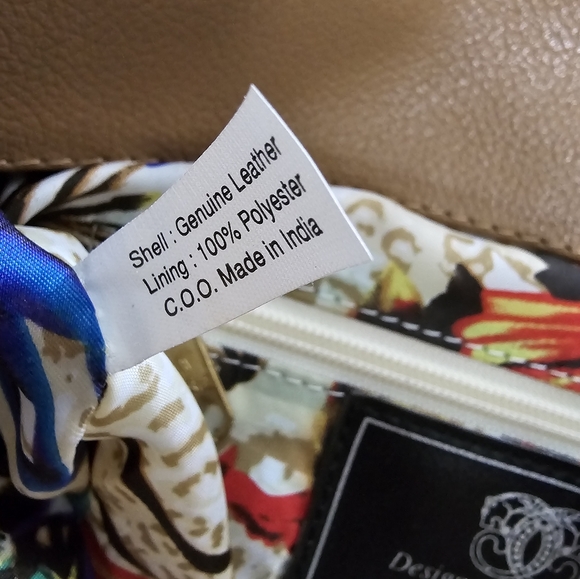 Designed in New York by Sharif Genuine Pebbled Leather Beige & Tan Shoul… - Picture 5 of 14